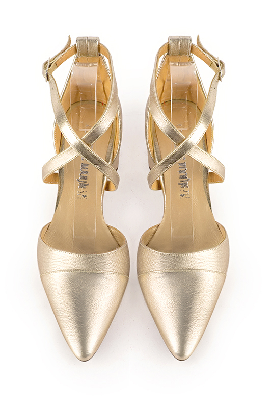 Gold women's open side shoes, with crossed straps. Tapered toe. Low flare heels. Top view - Florence KOOIJMAN